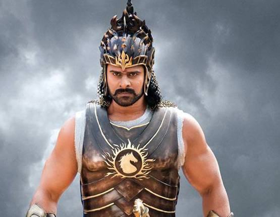 इंजीनियरिंग कर चुके हैं प्रभास, 2002 में आए थे फिल्मों में