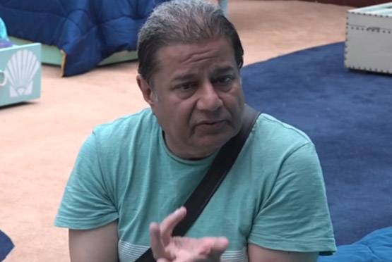 अनूप ने कराया है हेयर ट्रांसप्लांट, 7 हजार बालों के लिए लाखों खर्च