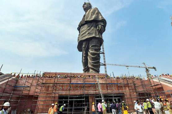 'कबाड़' से बनी है पटेल की ऐतिहासिक मूर्ति! जानें- कितना लगा लोहा?