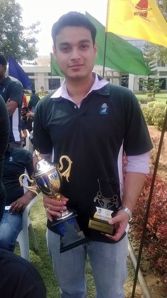 ब्रह्मोस जासूसी: आरोपी की पत्नी का FB अकाउंट बंद, 'PAK' से सपोर्ट