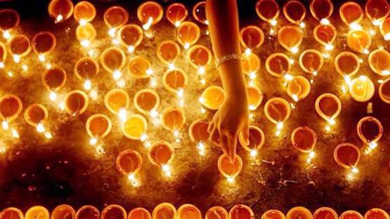 जानें- कब है दिवाली, क्या रहेगा लक्ष्मी पूजा का शुभ मुहूर्त