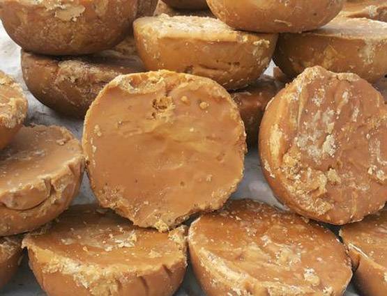 क्या डायबिटीज के मरीजों को गुड़ खाना चाहिए?