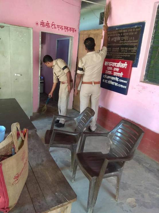 विवेक हत्याकांड: यूपी में दिखा 'सिपाही विद्रोह', बांधी काली पट्टी