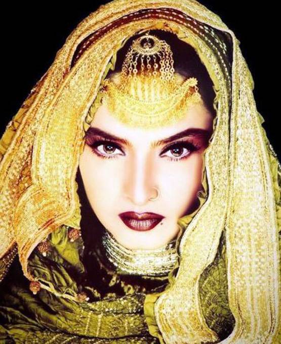 अधूरे ख्वाब: शादी-पत‍ि और बहुत सारे बच्चे चाहती थीं रेखा