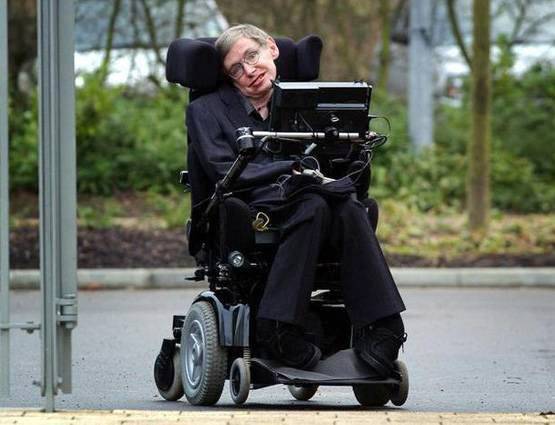 हॉकिंग की आखिरी किताब में कई खुलासे, लिखा- नहीं होते हैं भगवान