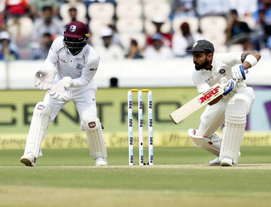 बतौर कप्तान कोहली का 'विराट' कारनामा, बनाया ये बड़ा रिकॉर्ड