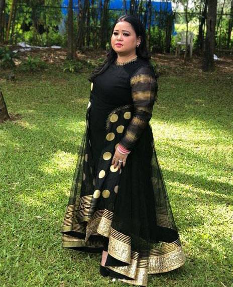 Bigg Boss 12: घर में द‍िखेगा अनूप जलोटा संग भारती का रोमांस