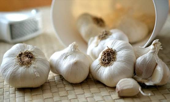 डाइट में शामिल करें ये 8 चीजें, ब्रेस्ट कैंसर का खतरा होगा दूर!