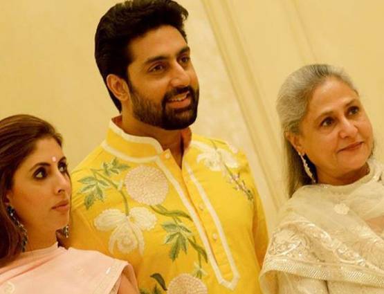 करोड़ों की घड़ियों-गाड़ियों के मालिक हैं Big B, विदेश में है प्रॉपर्टी