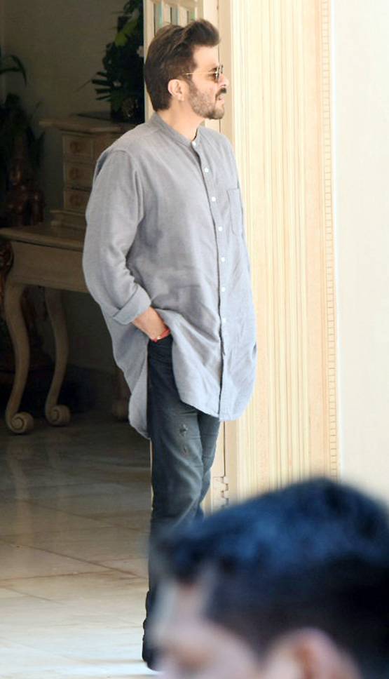 काजोल से अनिल कपूर तक, कृष्णा राज के अंतिम दर्शन को पहुंचे सितारे