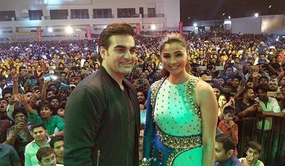 अरबाज खान ने गर्लफ्रेंड जॉर्जिया संग मनाई नवरात्रि, PHOTOS वायरल