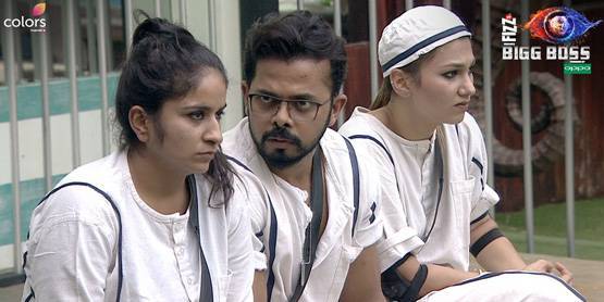 BB12: श्रीसंत ने दीपक के नाम पर थूका, गौहर खान ने किया सपोर्ट