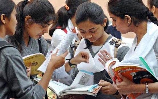CBSE 12th Exam: अंग्रेजी के पेपर में बड़ा बदलाव, कम आएंगे सवाल