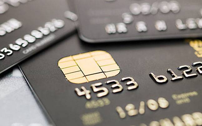 क्रेडिट-डेबिट कार्ड वाले जान लें क्या होता है CVV, क्यों छुपाएं इसे?