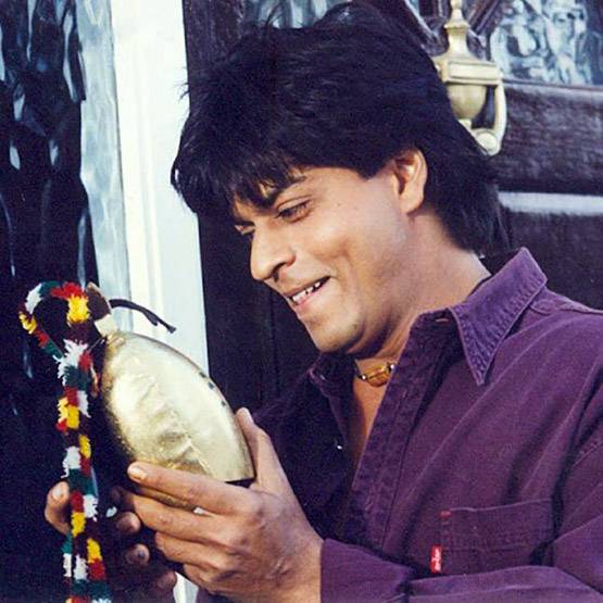'जा सिमरन जी ले अपनी जिंदगी', 23 साल बाद भी ताजा हैं DDLJ के ये संवाद