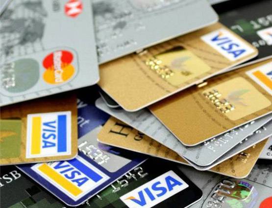 आपके SBI डेबिट कार्ड के साथ Free मिलती हैं ये 3 चीजें, जानें फायदा