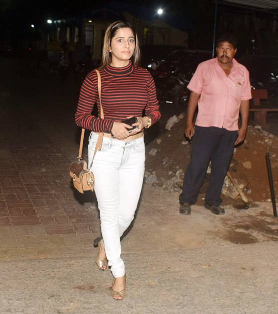 'सुभाष घई ने मसाज कराया, कमरे में ले जाकर जबरन किया kiss'