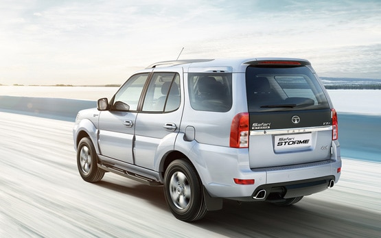 त्योहारी मौसम में अपडेट हुई टाटा Safari Storme
