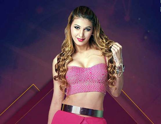 टास्क में टूटा अनूप जलोटा का दिल, जसलीन से कहा- तोड़ता हूं जोड़ी