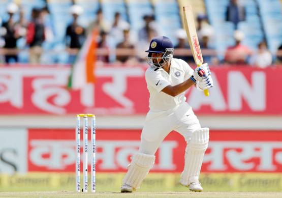 पृथ्वी शॉ ने डेब्यू में पूरी की शतकों की 'हैट्रिक', बनाए कई रिकॉर्ड