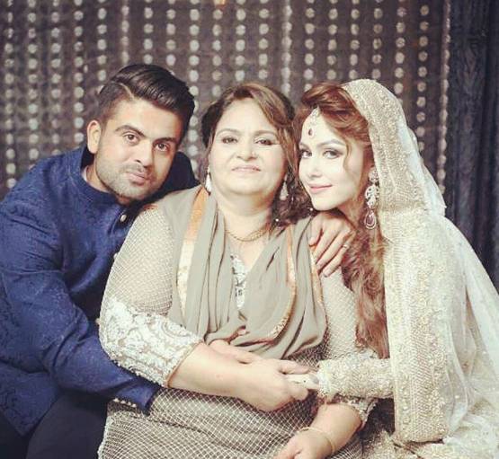 पत्नी के कारण एक PAK खिलाड़ी को कामयाबी और दूसरे को मिला बैन