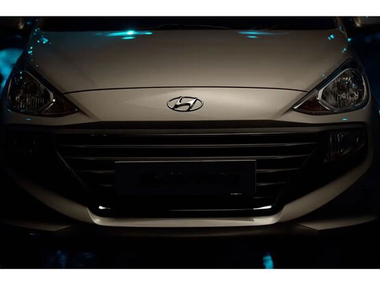 लॉन्च से पहले Hyundai की नई Santro का इंटीरियर LEAK