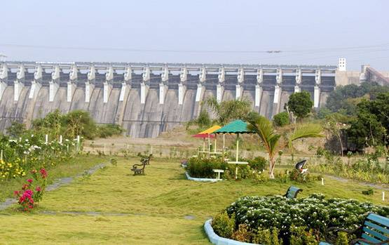 सीने तक जाएगी लिफ्ट, ऐसी है सरदार पटेल की प्रतिमा और ऐसा है नजारा