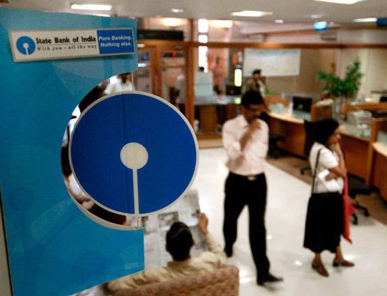 बिना ब्रांच गए ऐसे सीधे SBI खाते में जमा करें कैश, ये है सुविधा