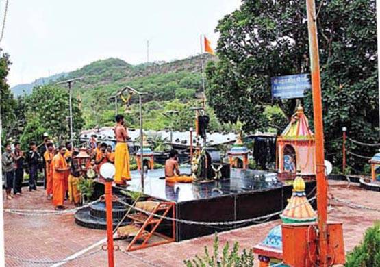 सबरीमाला में हरी झंडी, मगर इन मंदिरों में अब भी महिलाओं पर बैन