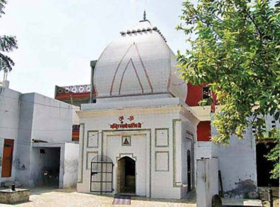 सबरीमाला में हरी झंडी, मगर इन मंदिरों में अब भी महिलाओं पर बैन