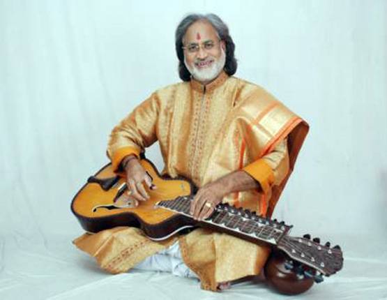 बढ़ती जा रही है #MeToo की लिस्ट, इन 20 हस्तियों पर आरोप