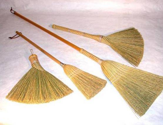 धनतेरस: सोना-चांदी से भी ज्यादा शुभ फलदायी हैं ये चीजें, खरीदने से साल भर होगी धन वर्षा