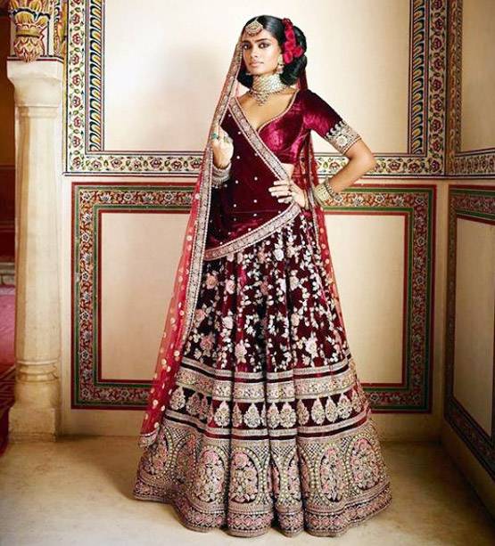 दीपिका की तरह शादी में पहनें सब्यसाची की ड्रेस, जानें कीमत