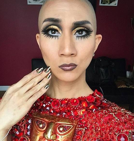 फेमस मेकअप आर्टिस्ट है गे बौद्ध भिक्षु, पॉप स्टार तक इनके फैन