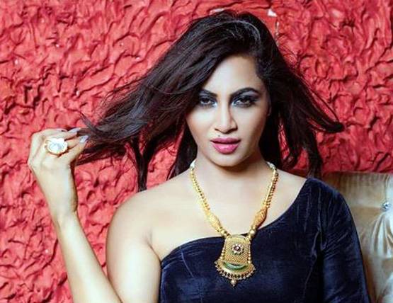 इस बिग बॉस-12 कंटेस्टेंट की दीवानी हैं अर्शी खान, बताया क्यों?