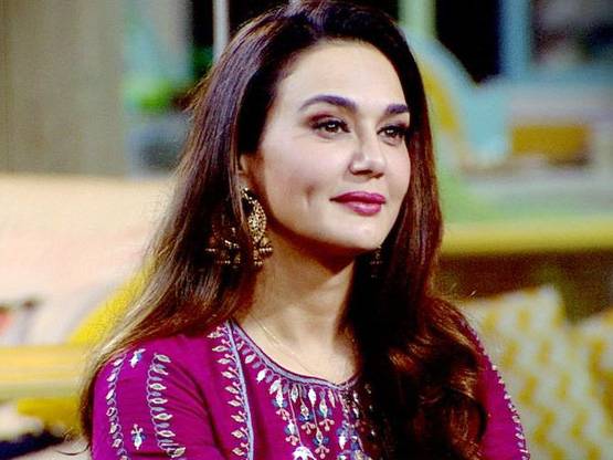 KBC-बिग बॉस की TRP में गिरावट, फ्लॉप रही कोमोलिका की एंट्री