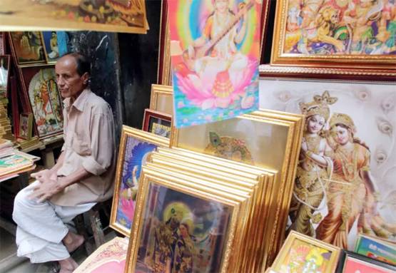 Dhanteras 2018: धनतेरस पर ना लाएं लक्ष्मी मां की ऐसी मूर्ति-चित्र, बनी रहेगी पैसों की तंगी