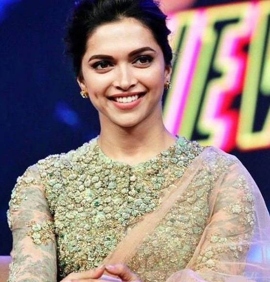 शादी के बाद नया सरनेम जोड़ने से कितना बदलेगा दीप‍िका का भव‍िष्य?