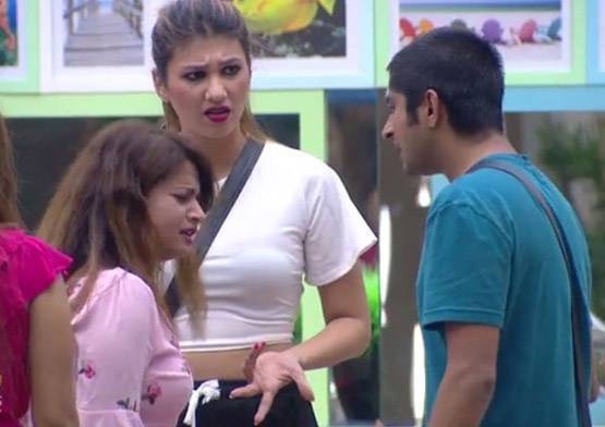 BB12: सलमान बोले- बौखला गई हैं मेघा, महेश मांजरेकर से की बात