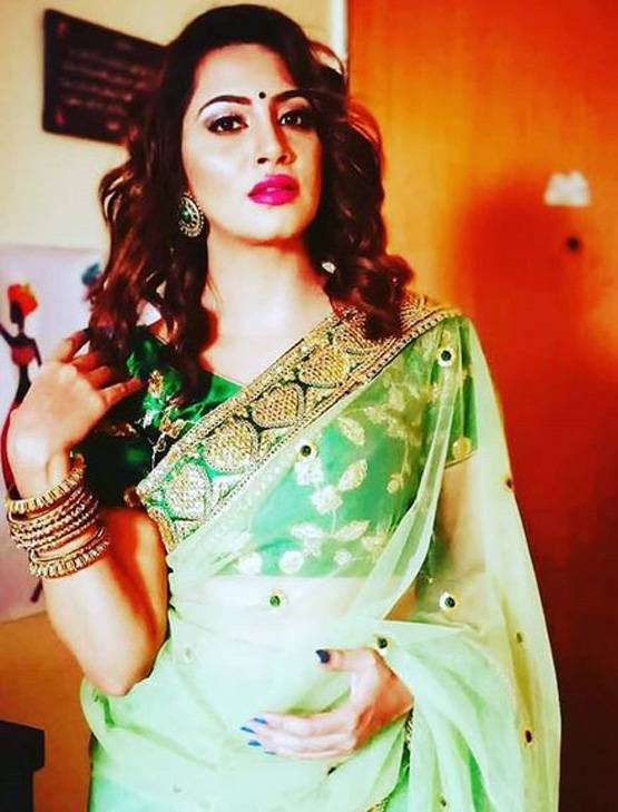 इस बिग बॉस-12 कंटेस्टेंट की दीवानी हैं अर्शी खान, बताया क्यों?