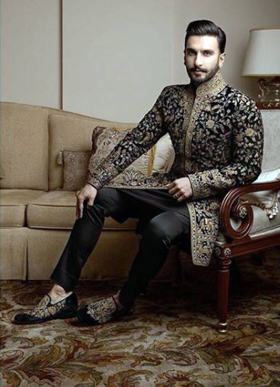 वेडिंग पार्टी में डांस फ्लोर पर रणवीर की ग्रैंड एंट्री, सामने आया लुक