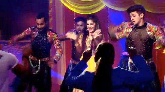 बिग बॉस-12 में सपना चौधरी की डांस परफॉर्मेंस, हाउसफुल हुआ शो