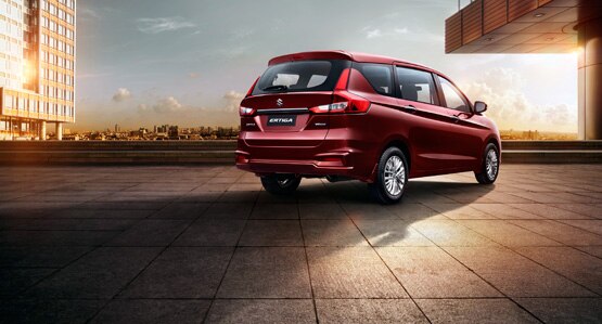 PHOTOS: इंटीरियर से एक्सटीरियर तक ऐसी है मारुति की नई Ertiga