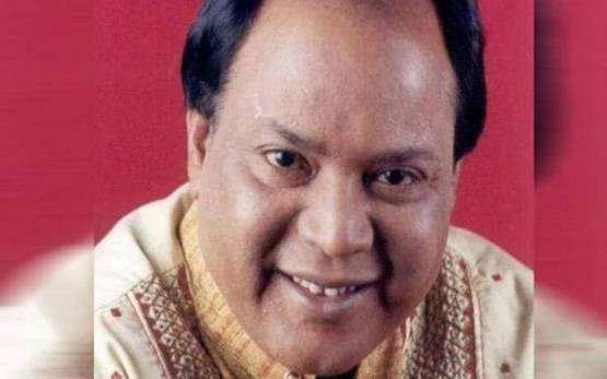 कभी रेस्टोरेंट में गाना गाते थे अजीज, इस फिल्म ने बदल दी जिंदगी