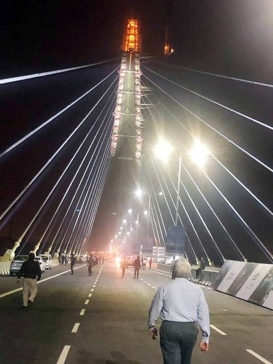 सिग्नेचर ब्रिज: सबसे ऊंचा सेल्फी प्वाइंट, कुतुबमीनार से दोगुना