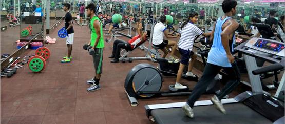 UP में दुनिया का सबसे बड़ा स्कूल, 300 रुपये कर्ज लेकर हुआ था शुरू