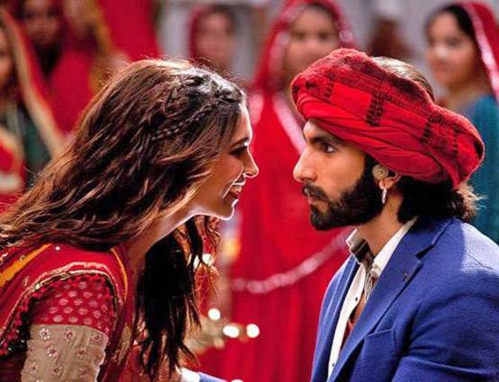 सिंधी शादी में पहना था दीपिका ने ये लहंगा, सामने आई कीमत