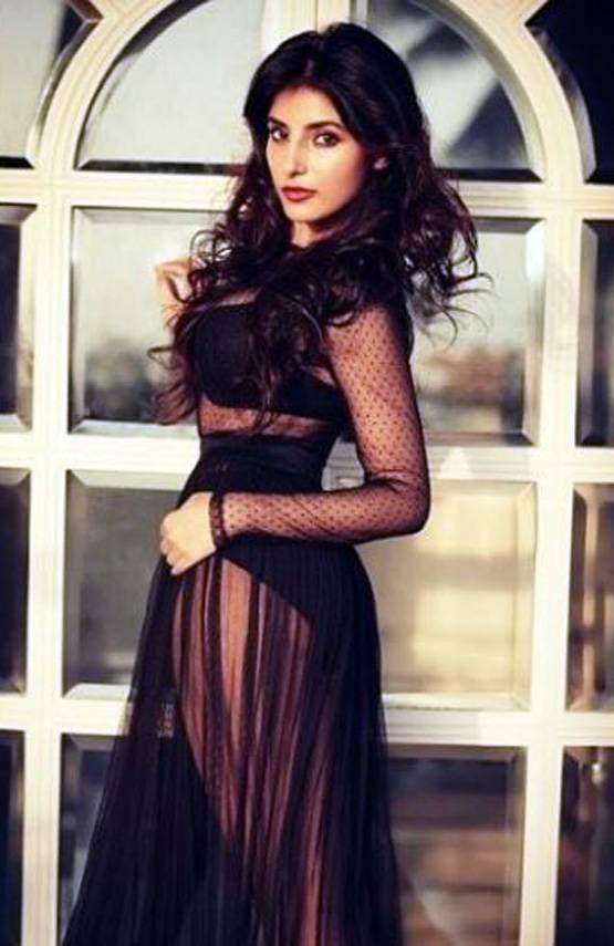 मिर्जापुर की घरेलू 'डिम्पी' का ये अंदाज वायरल, देखें