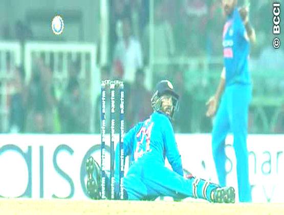 VIDEO: जब स्पिनर ने डाला खतरनाक बाउंसर, हैरान हुए सभी