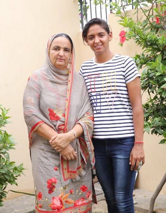 हरमनप्रीत का वो रिकॉर्ड जिसके लिए आज भी तरस रहे कोहली